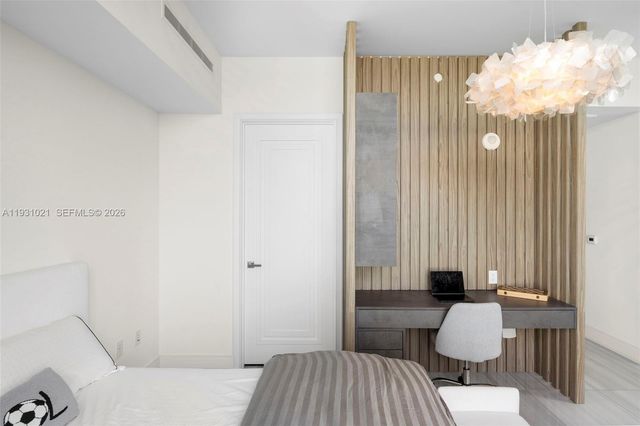 17901 Collins Ave 1002, Sunny Isles Beach, FL 33160