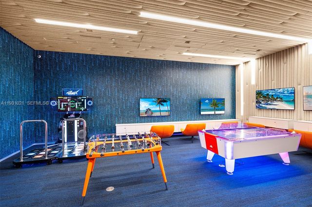 17901 Collins Ave 1002, Sunny Isles Beach, FL 33160