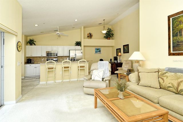 5370 HYLAND HILLS AVENUE 2724, Sarasota, FL 34241