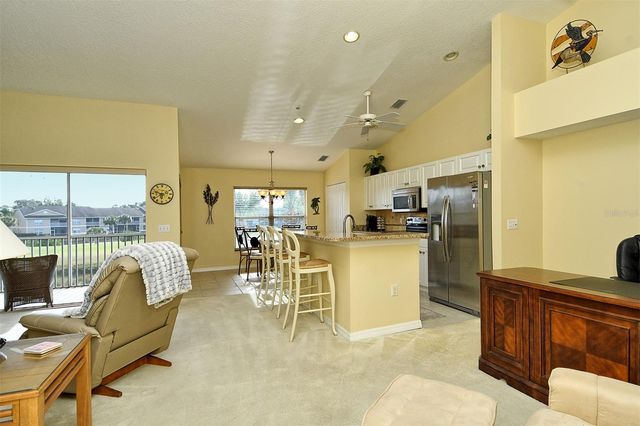 5370 HYLAND HILLS AVENUE 2724, Sarasota, FL 34241