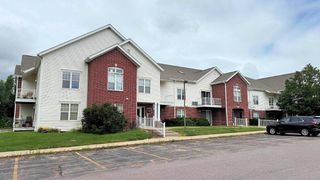 33B Grand Canyon Drive #109, Baraboo, WI 53913