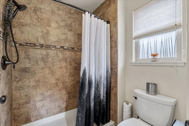 1777 Xavier Court, Fortuna, CA 95540