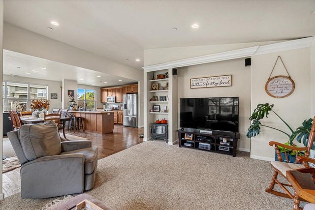 1777 Xavier Court, Fortuna, CA 95540