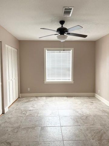 48 Le Parc Fontaine, Lithonia, GA 30038