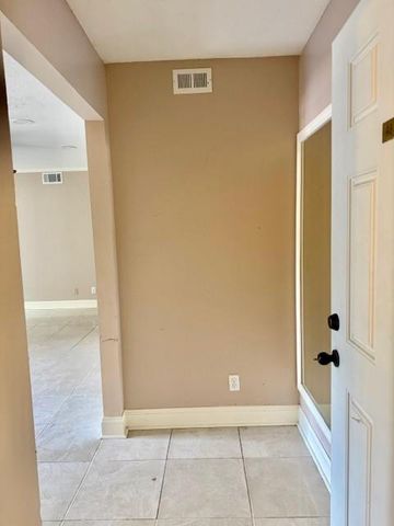 48 Le Parc Fontaine, Lithonia, GA 30038
