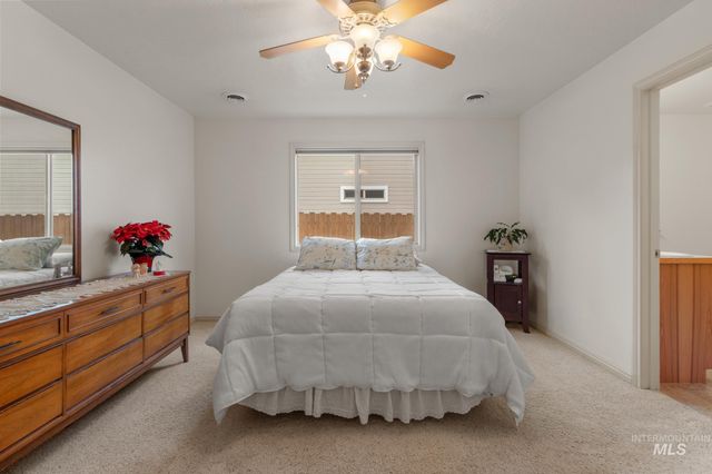 2150 W Stonefly Pl, Nampa, ID 83651