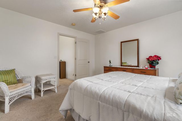 2150 W Stonefly Pl, Nampa, ID 83651