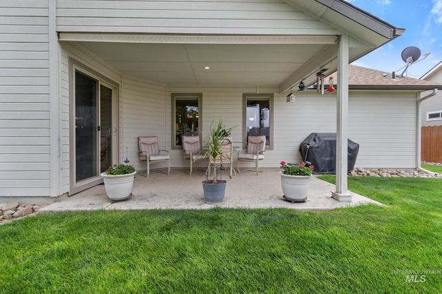 2150 W Stonefly Pl, Nampa, ID 83651