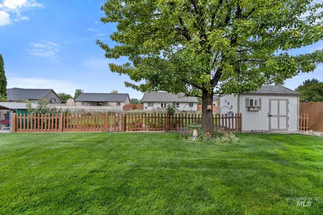 2150 W Stonefly Pl, Nampa, ID 83651