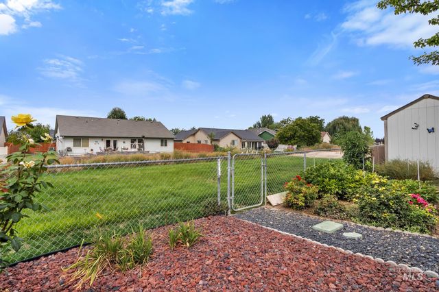 2150 W Stonefly Pl, Nampa, ID 83651
