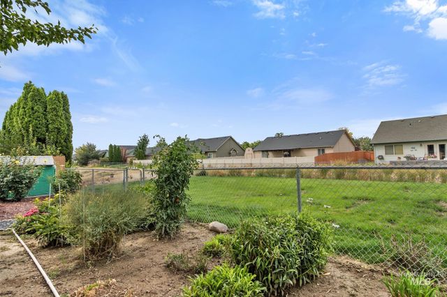 2150 W Stonefly Pl, Nampa, ID 83651