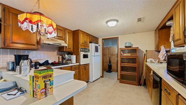 1300 Silent Grove Road, Springdale, AR 72762