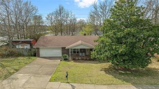 1300 Silent Grove Road, Springdale, AR 72762