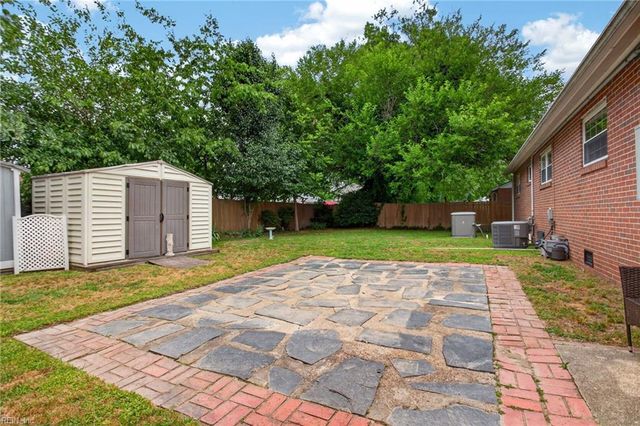 703 New Bern AVE, Hampton, VA 23669