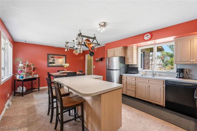 16385 Messenger Road, Chagrin Falls, OH 44023