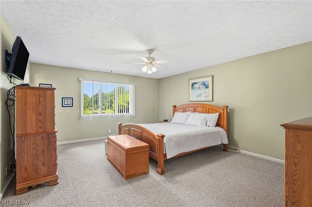 16385 Messenger Road, Chagrin Falls, OH 44023