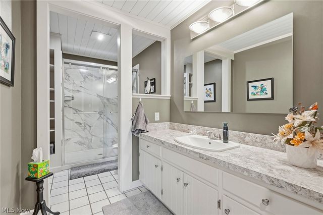 16385 Messenger Road, Chagrin Falls, OH 44023