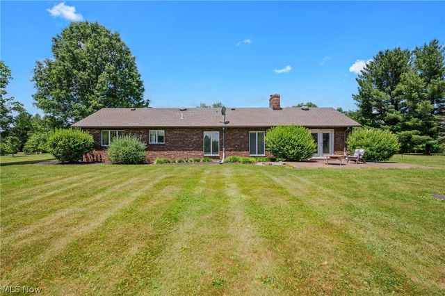 16385 Messenger Road, Chagrin Falls, OH 44023