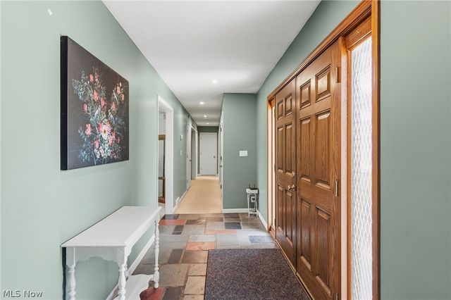 16385 Messenger Road, Chagrin Falls, OH 44023