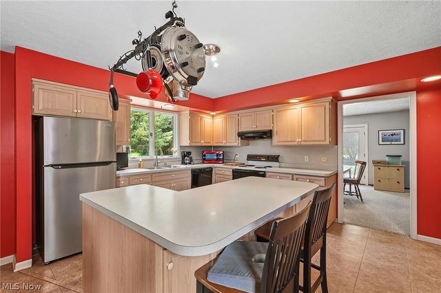 16385 Messenger Road, Chagrin Falls, OH 44023