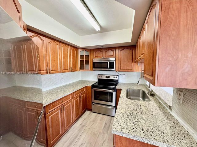 8335 SW 152nd Avenue B408, Miami, FL 33193