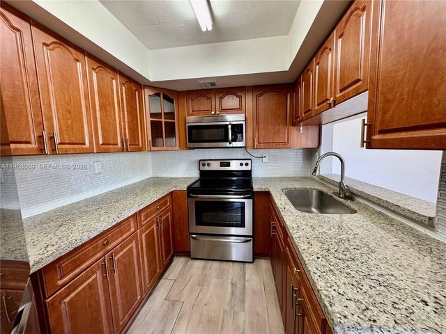 8335 SW 152nd Avenue B408, Miami, FL 33193