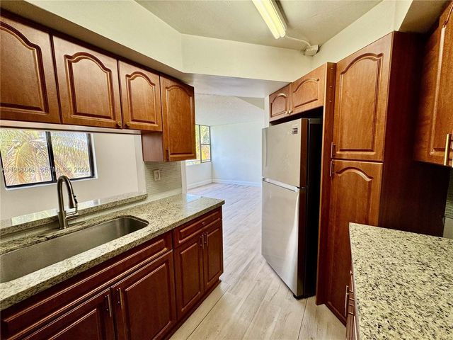 8335 SW 152nd Avenue B408, Miami, FL 33193