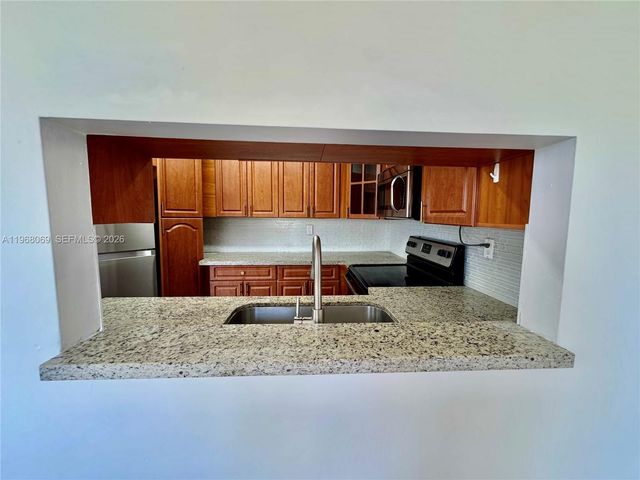 8335 SW 152nd Avenue B408, Miami, FL 33193
