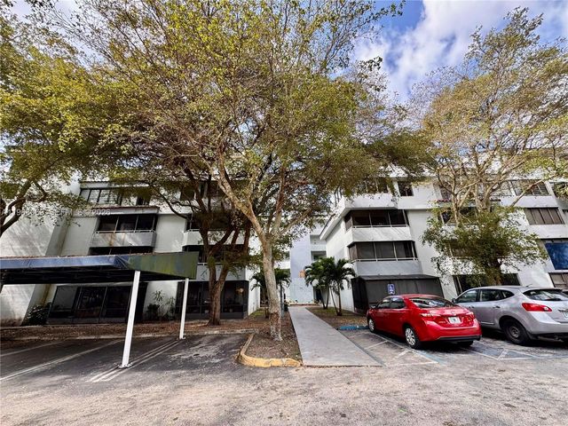 8335 SW 152nd Avenue B408, Miami, FL 33193