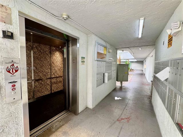 8335 SW 152nd Avenue B408, Miami, FL 33193