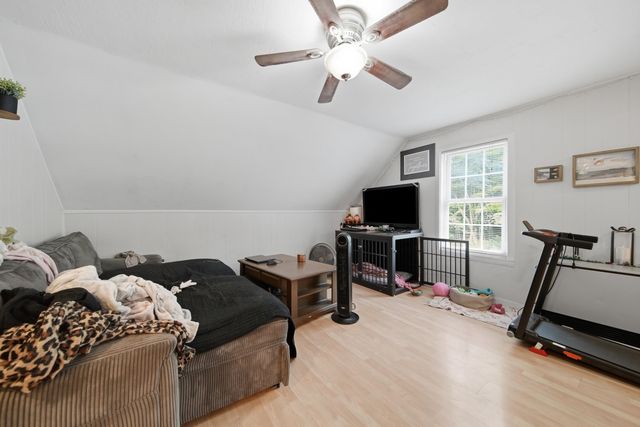 88 Chuck Street, Weare, NH 03281