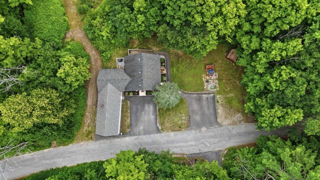 88 Chuck Street, Weare, NH 03281