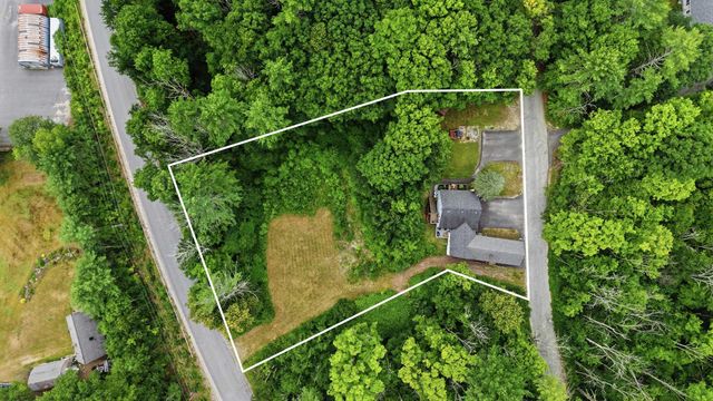 88 Chuck Street, Weare, NH 03281