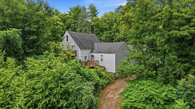 88 Chuck Street, Weare, NH 03281
