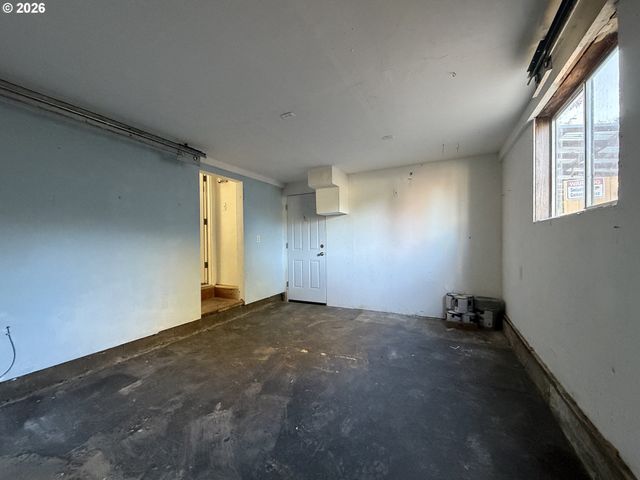1341 N CLARK St, Cornelius, OR 97113