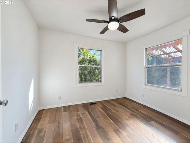 1341 N CLARK St, Cornelius, OR 97113