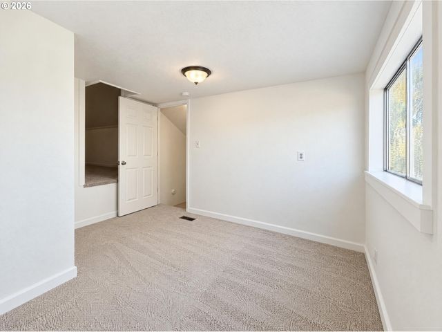 1341 N CLARK St, Cornelius, OR 97113