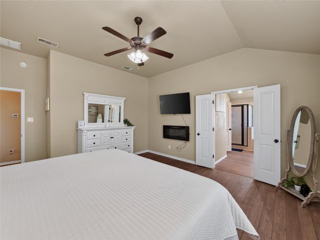 213 Sarahs LN, Liberty Hill, TX 78642