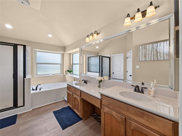213 Sarahs LN, Liberty Hill, TX 78642