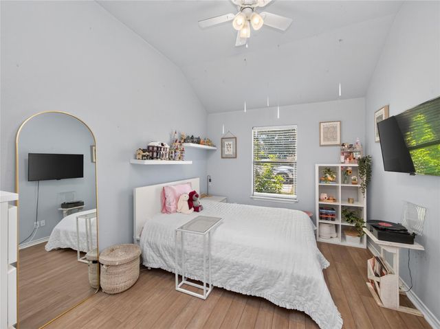 213 Sarahs LN, Liberty Hill, TX 78642