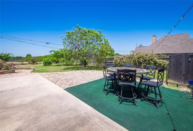 213 Sarahs LN, Liberty Hill, TX 78642