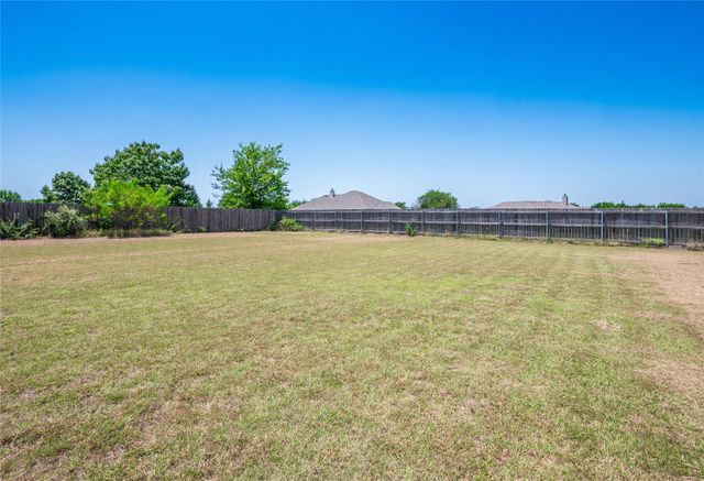 213 Sarahs LN, Liberty Hill, TX 78642