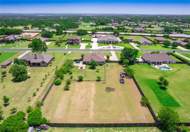 213 Sarahs LN, Liberty Hill, TX 78642