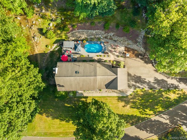 22 Pyngyp Road, Stony Point, NY 10980
