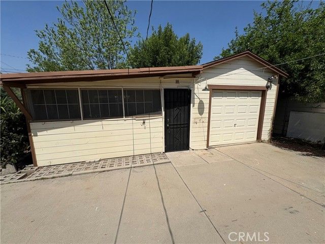 1064 W Congress Street, San Bernardino, CA 92410