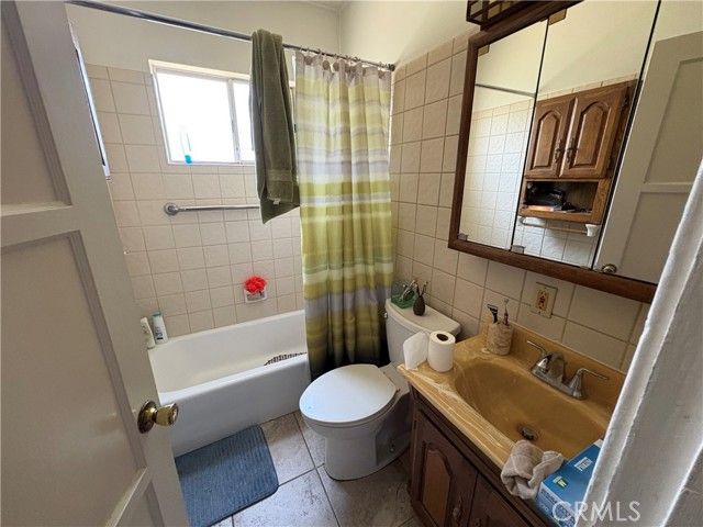 1064 W Congress Street, San Bernardino, CA 92410