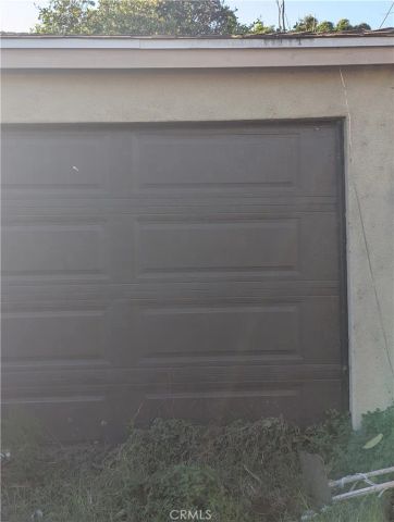829 E Century, Los Angeles, CA 90002