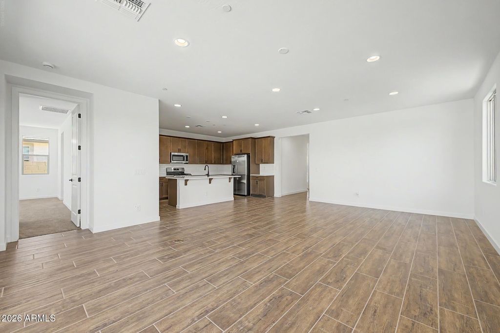13572 W MAYBERRY Trail, Peoria, AZ 85383 — photo 5