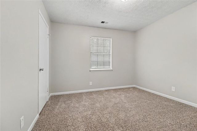 5487 Hall Circle, Union City, GA 30291