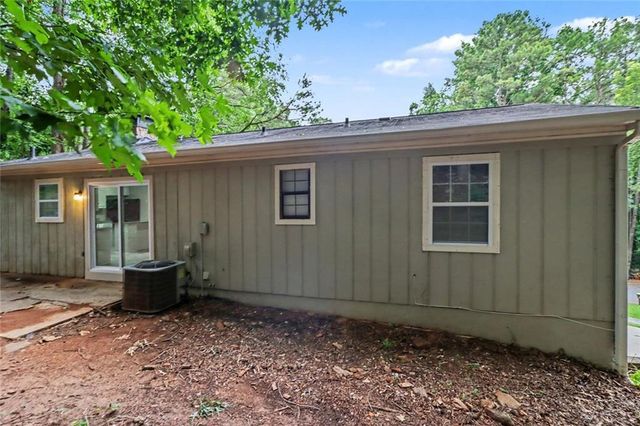 5487 Hall Circle, Union City, GA 30291